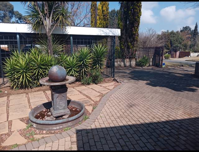 3 BEDROOM HOUSE FOR SALE IN STRUBENVALE